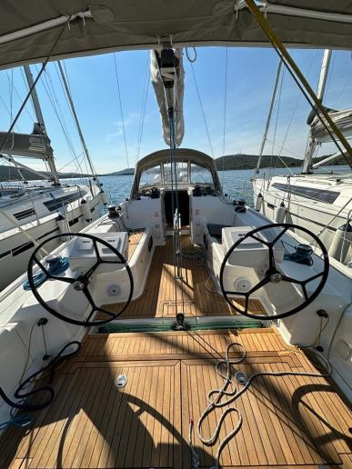 Salona 380 aus 2020, Preis auf Anfrage, exkl. MwSt., near Split, Kroatien